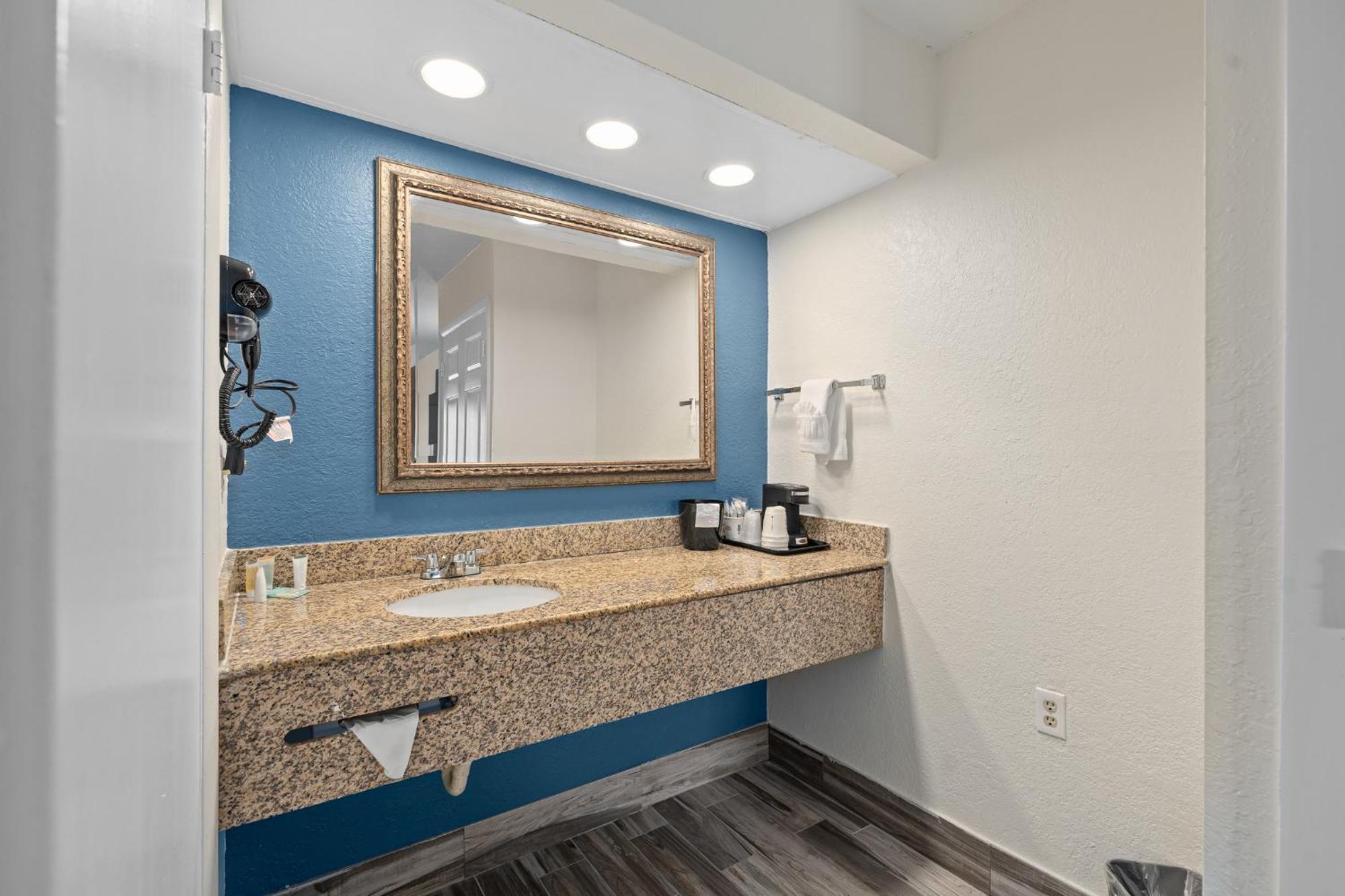 Best Western Orlando East Inn&Suites Alafaya Exterior foto