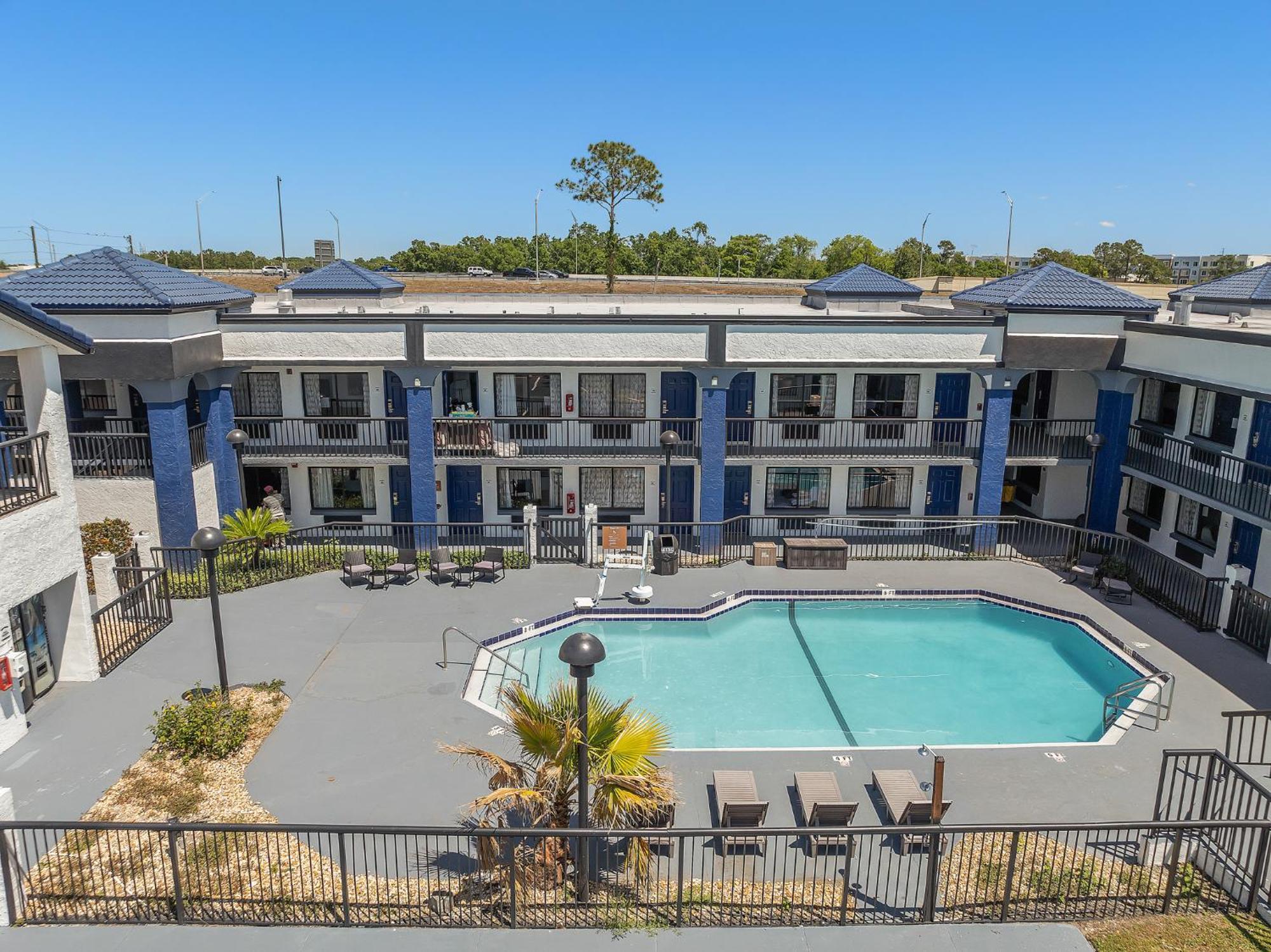 Best Western Orlando East Inn&Suites Alafaya Exterior foto