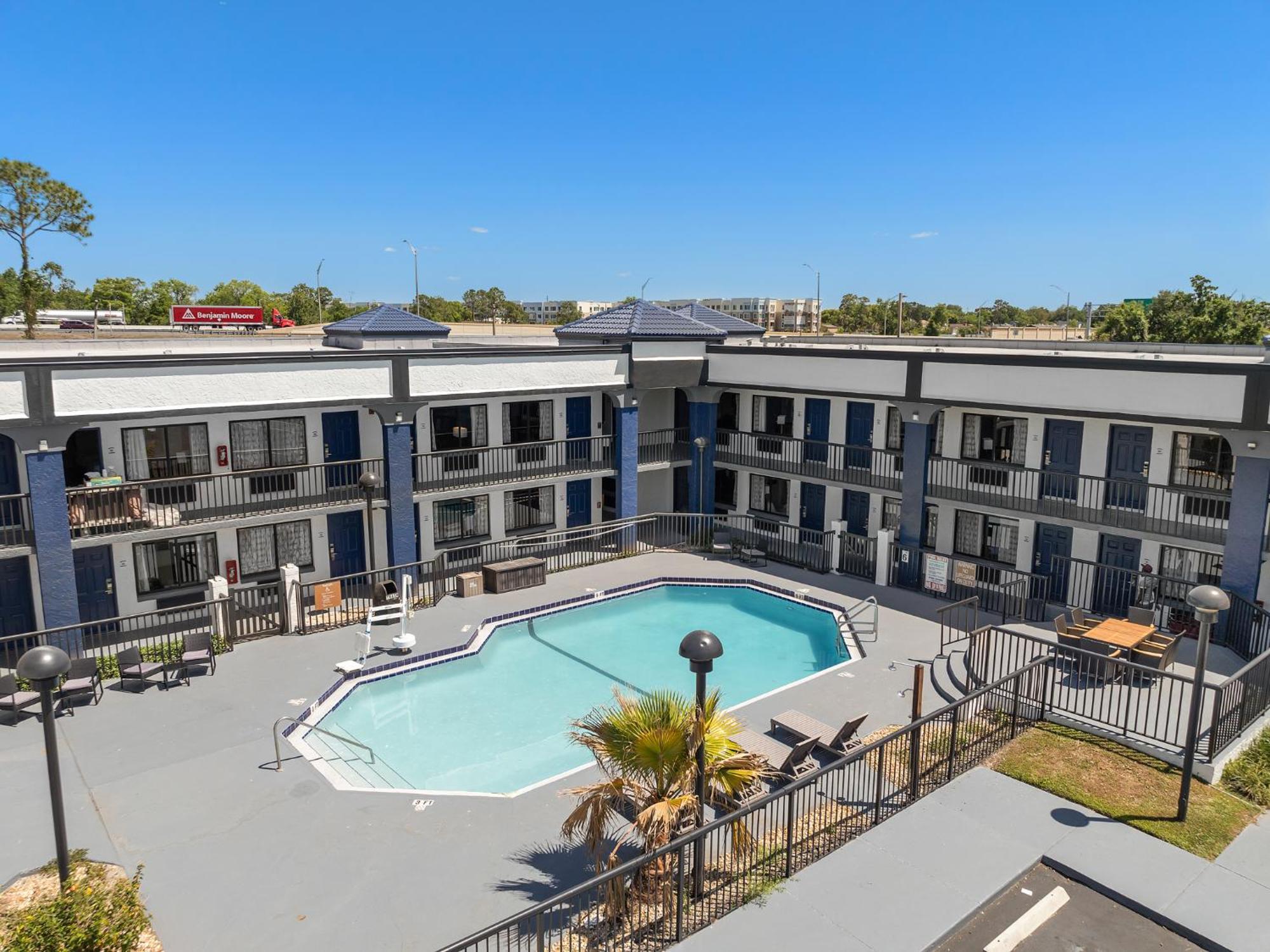 Best Western Orlando East Inn&Suites Alafaya Exterior foto
