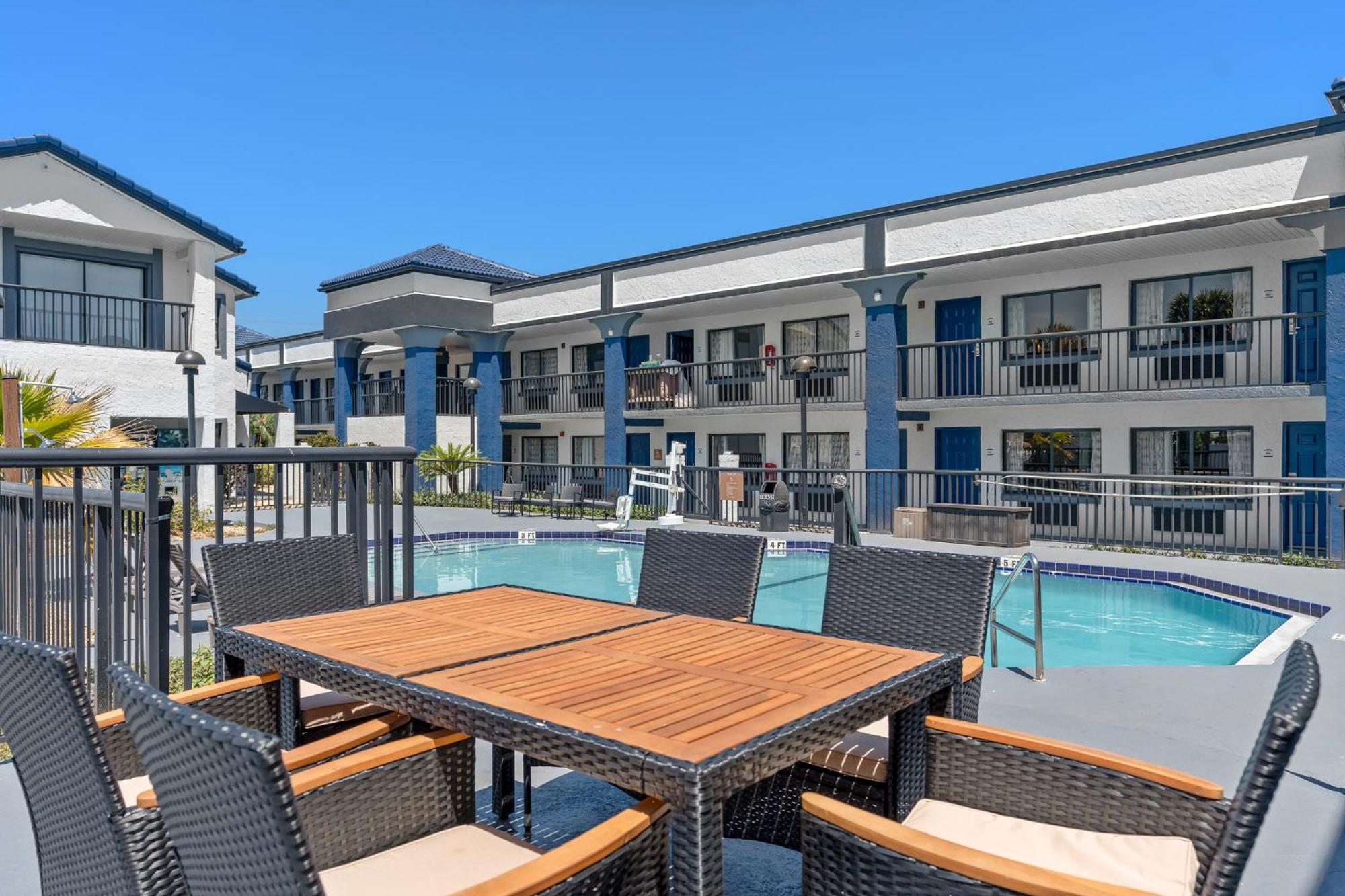 Best Western Orlando East Inn&Suites Alafaya Exterior foto