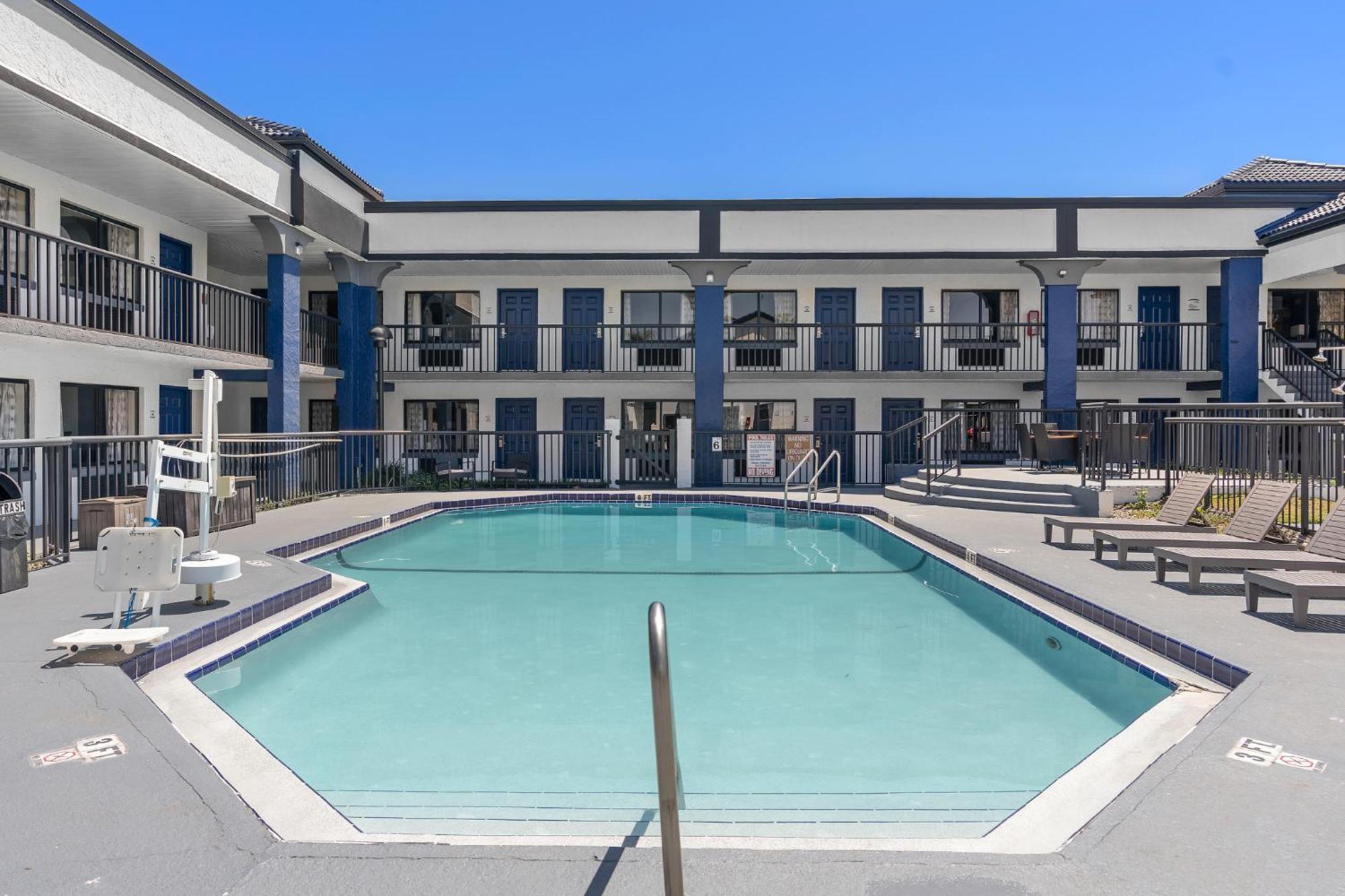Best Western Orlando East Inn&Suites Alafaya Exterior foto